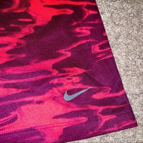 Nike Tank Top - Picture 2 of 4